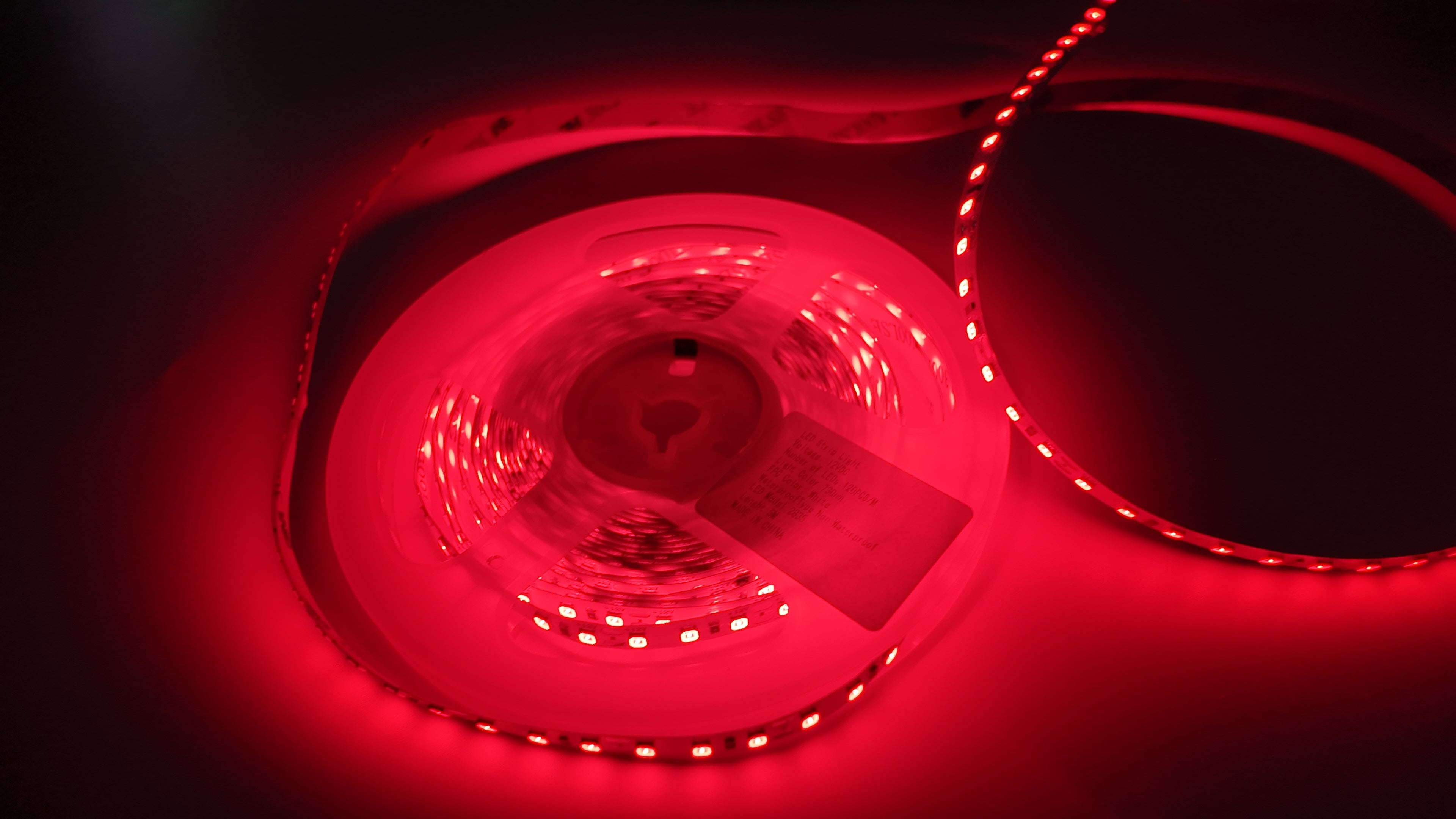 730–735nm SMD2835 DC12V Infrared LED Strip Light – Far Red for Flowering & Photoperiod Control, 60/120/240 LEDs/m, 5 Meters, IP00/IP65